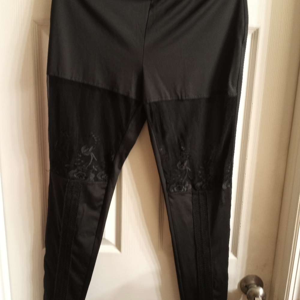 Women's black pants size XL